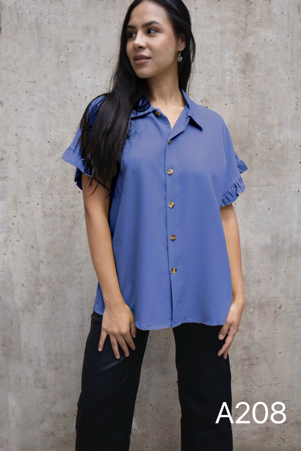 A208 - Blusa Manga Corta con Vuelo