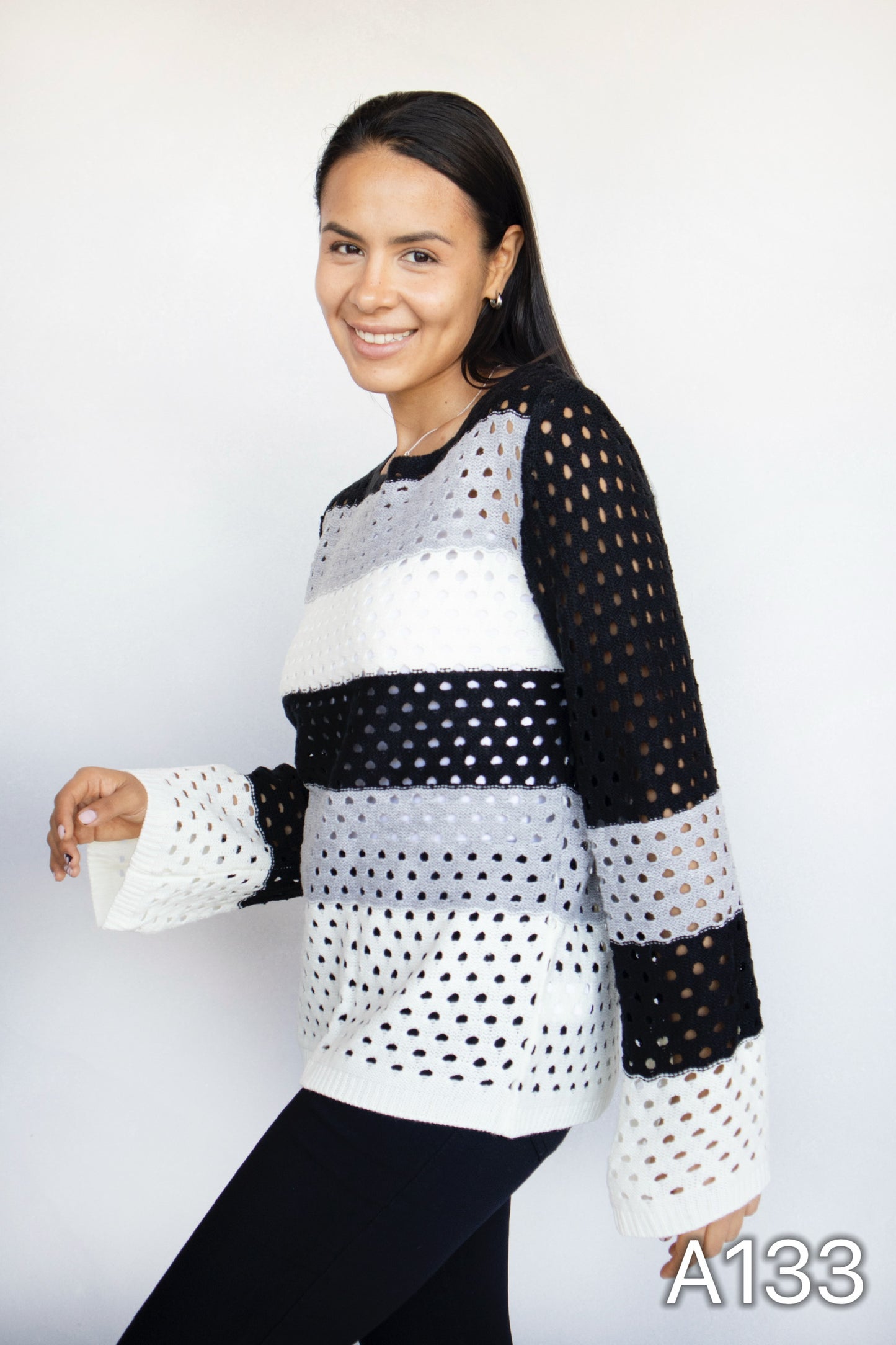 A133 - Sweater Calado