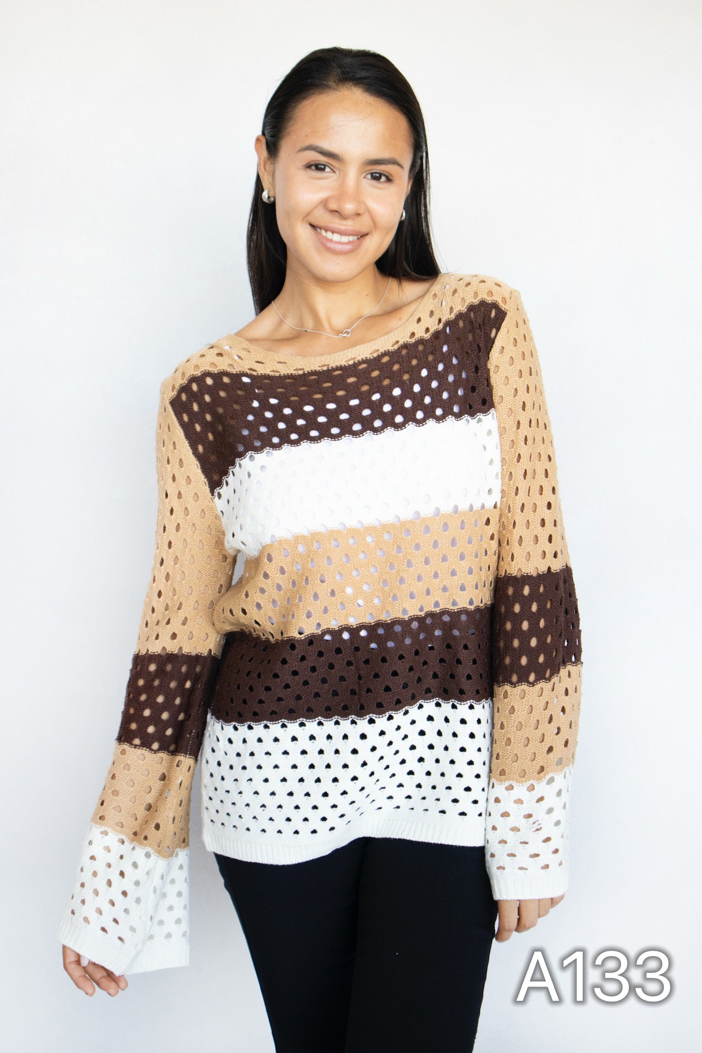 A133 - Sweater Calado
