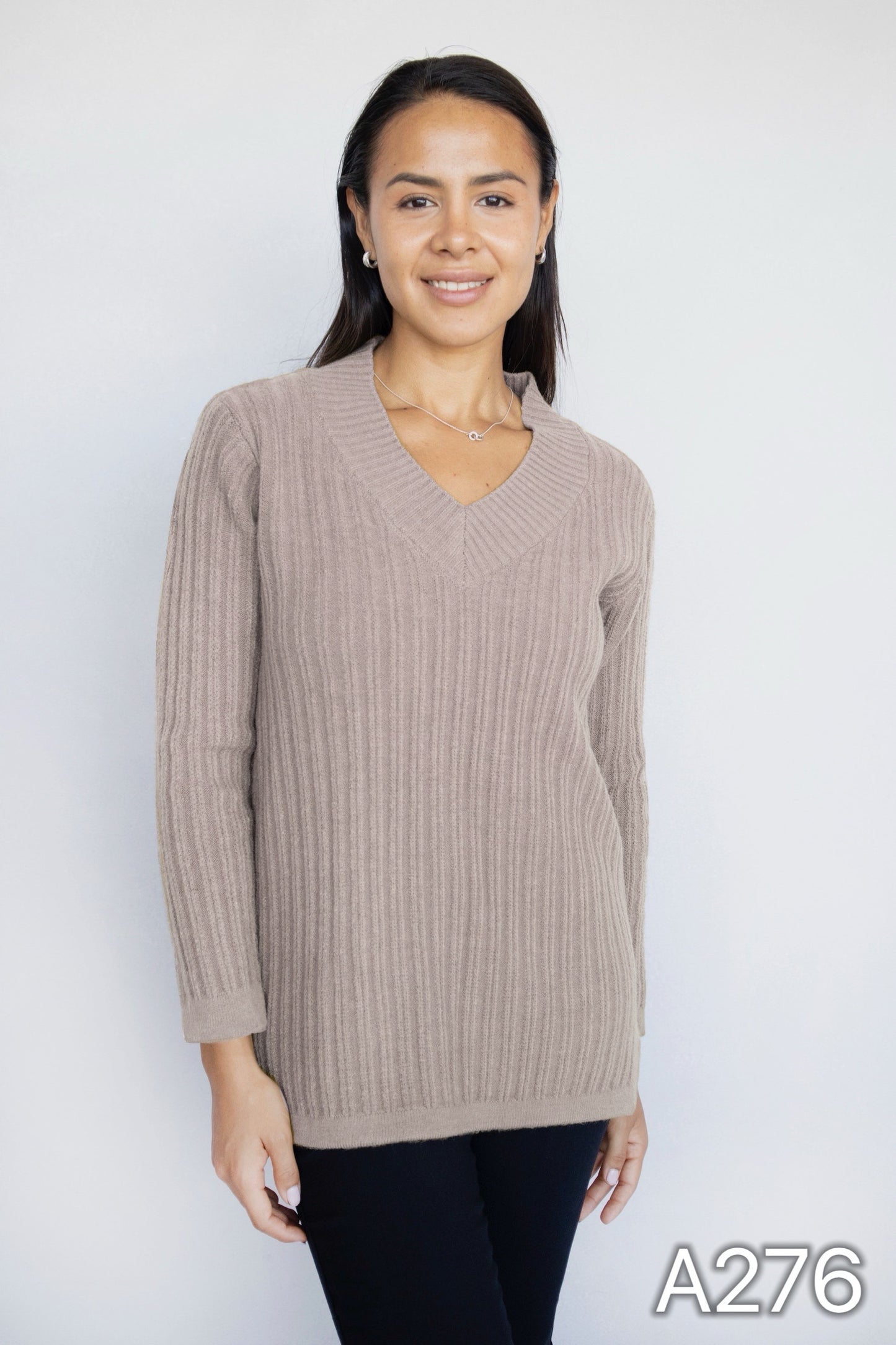 A276 - Sweater de Spandex Cuello V