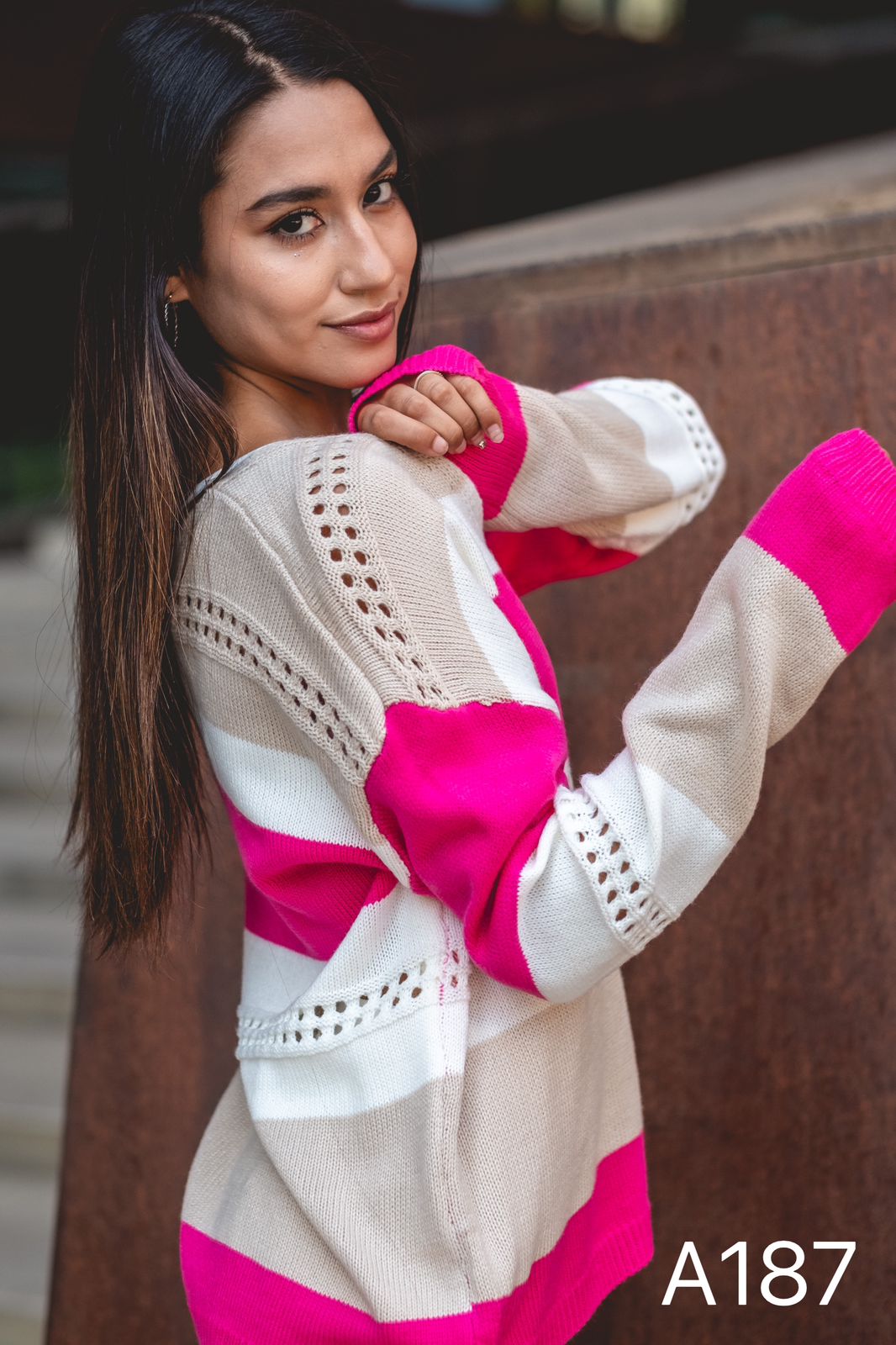 A187 - Sweater Calado Tri Color