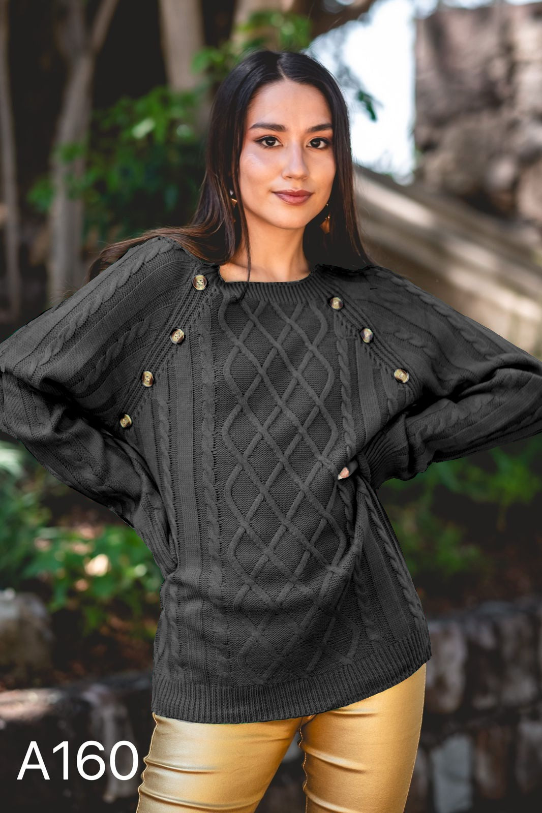 A160 - Sweater con Detalle de Botón