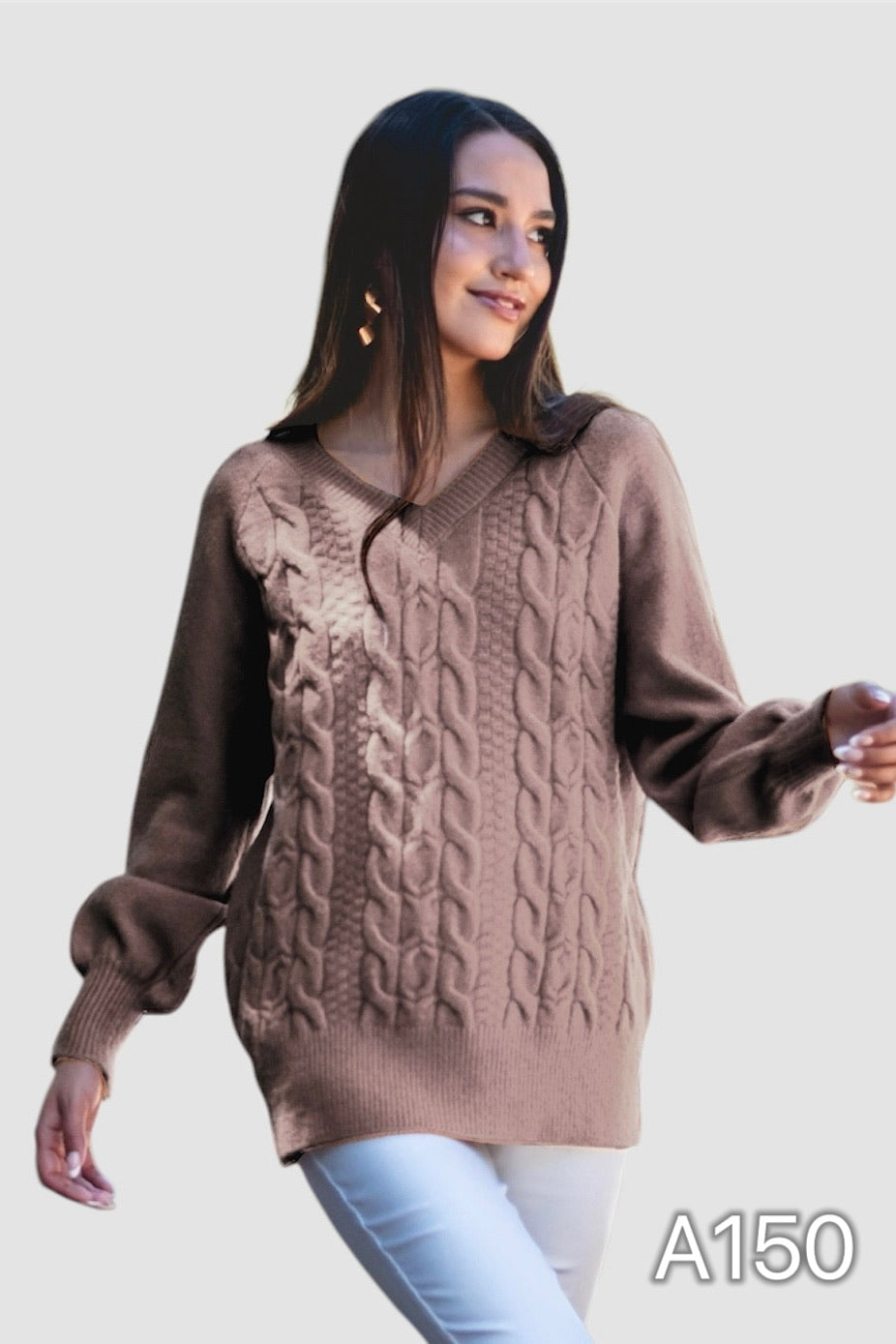A150 - Sweater Cuello V con Diseño Trenzado