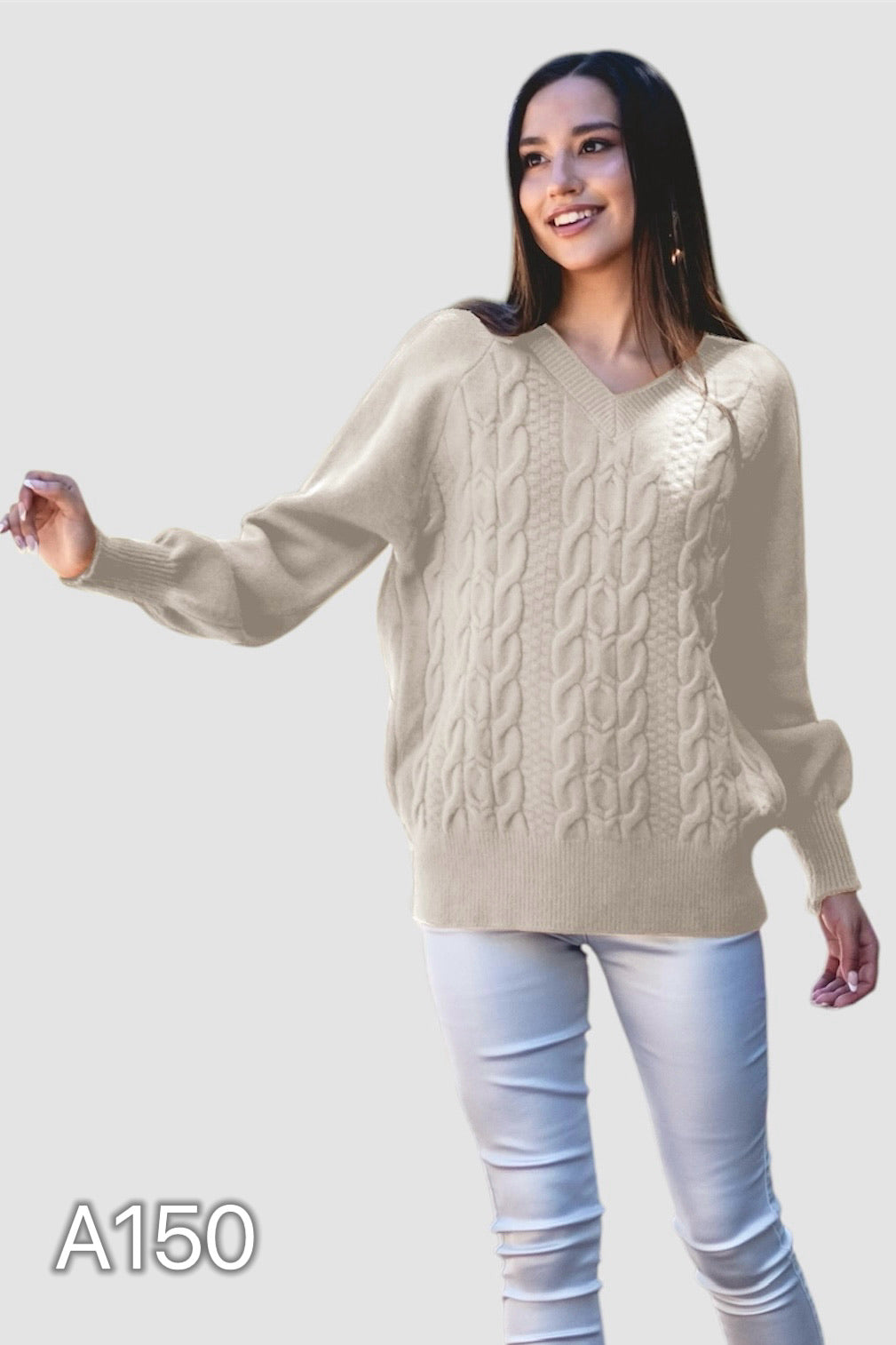A150 - Sweater Cuello V con Diseño Trenzado