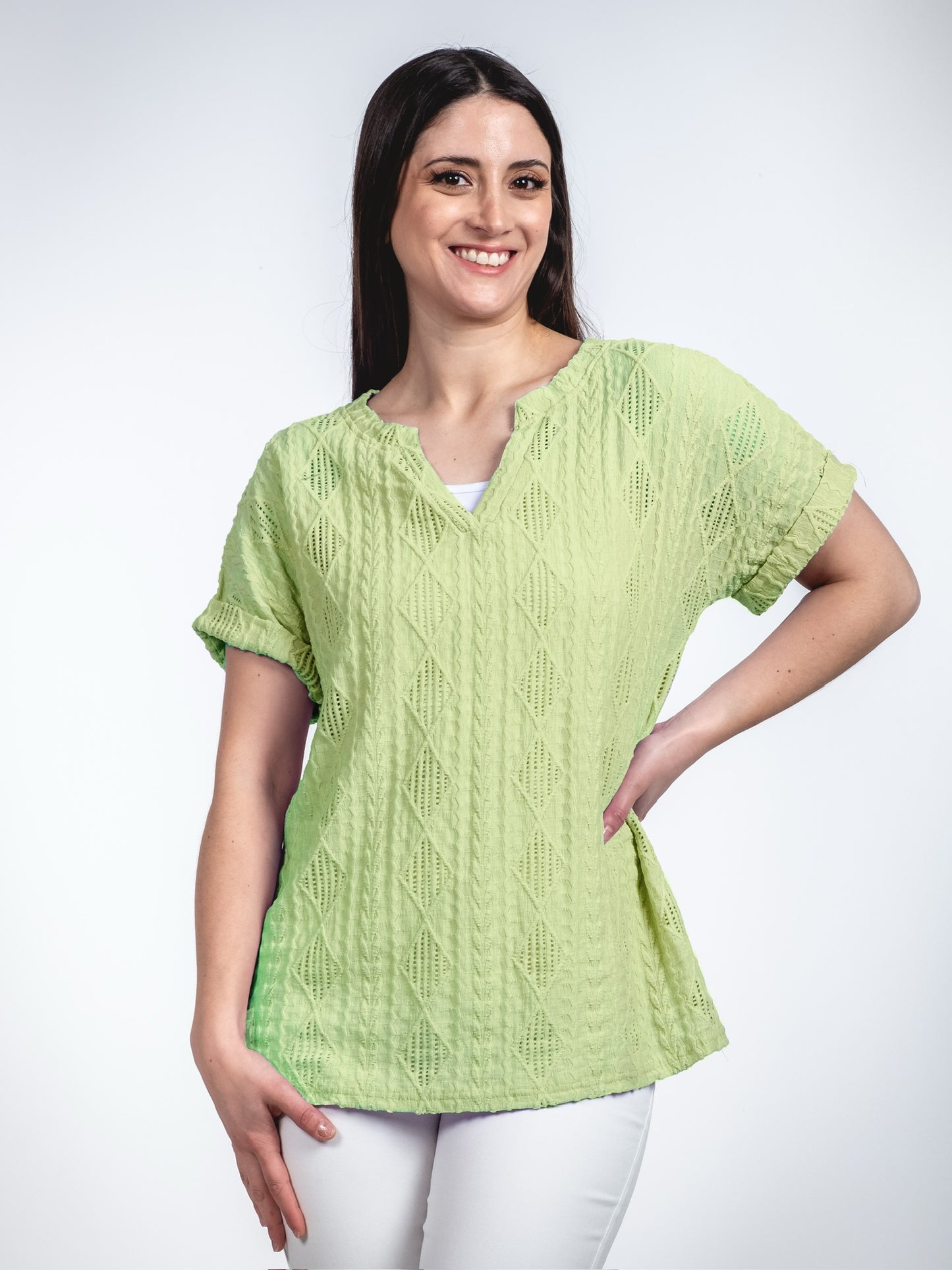 A253- Polera Manga Corta Escote V