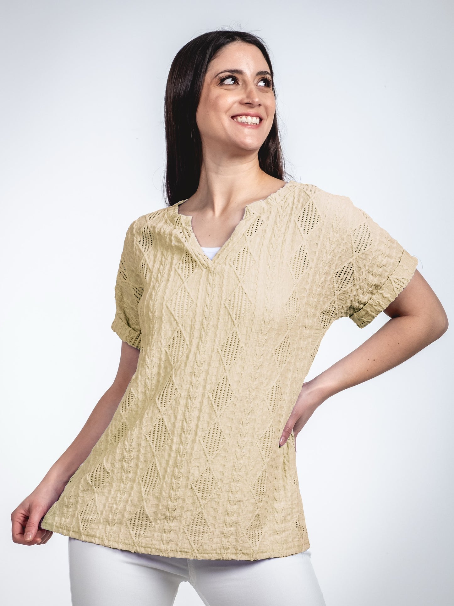 A253- Polera Manga Corta Escote V