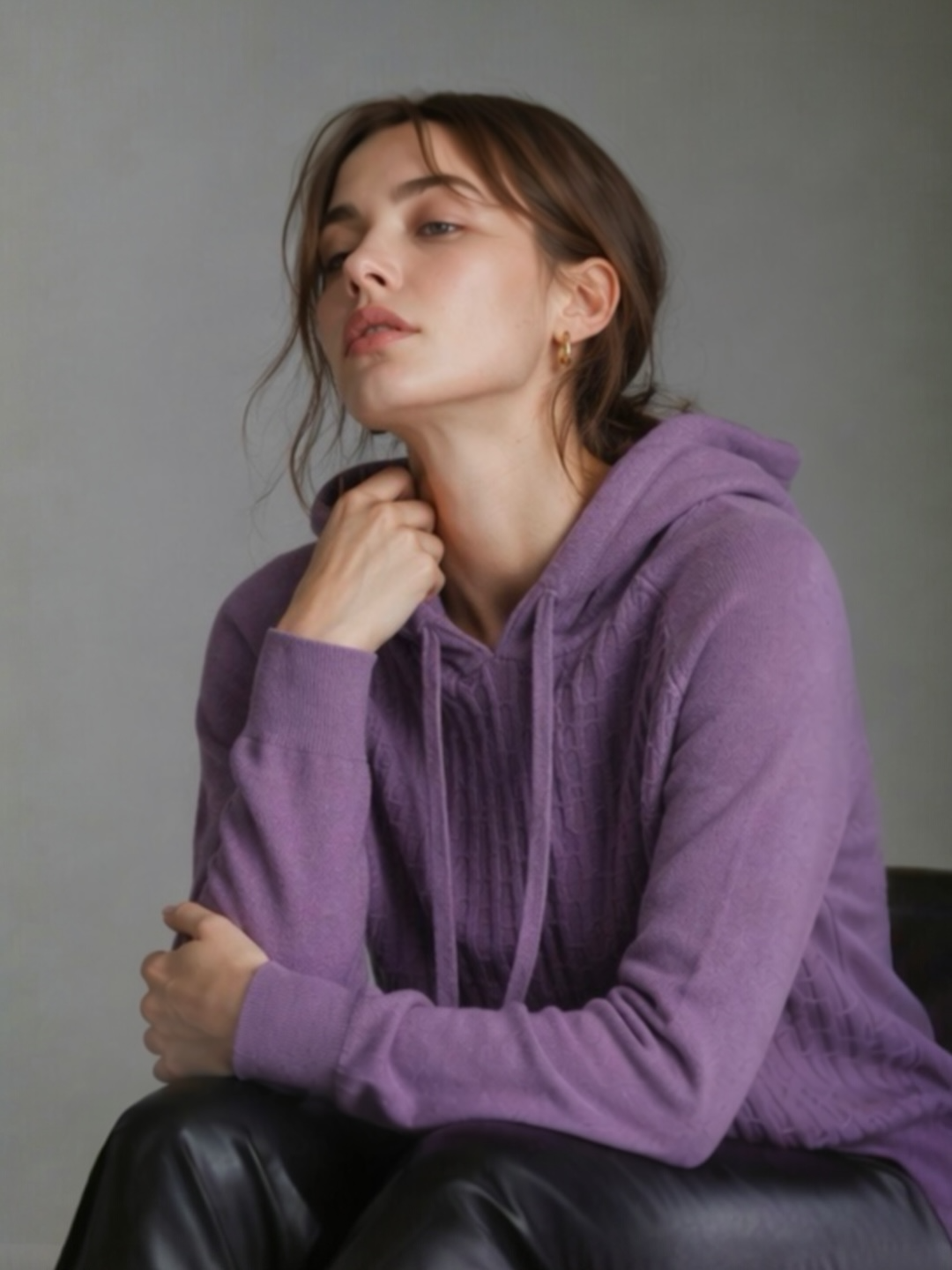 A347- Sweater con gorro