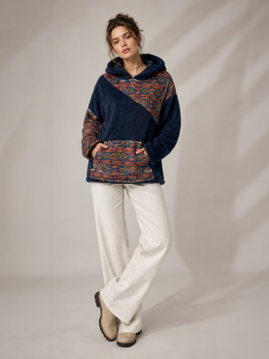 A54- Polerón Polar Sherpa con Capucha