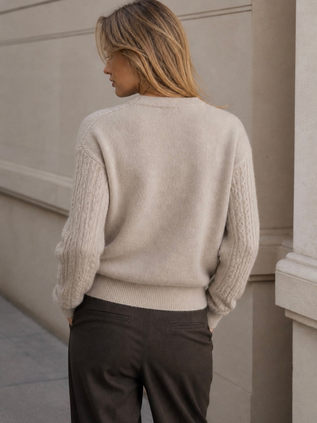 A317 - Sweater Cerrado