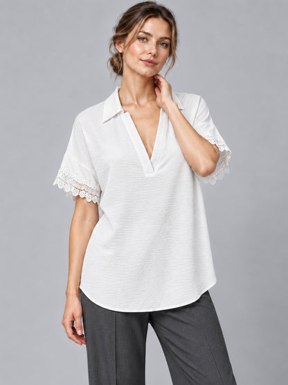 A482- Polera tipo Blusa con Encaje