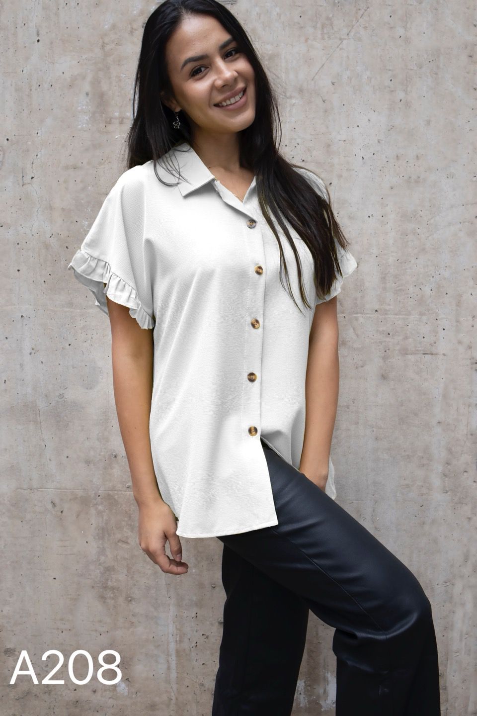 A208 - Blusa Manga Corta con Vuelo