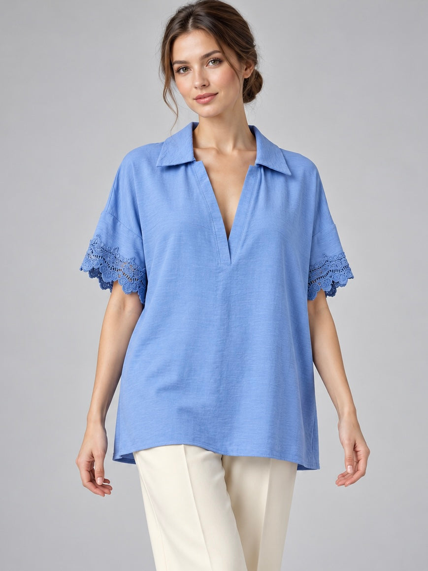 A482- Polera tipo Blusa con Encaje