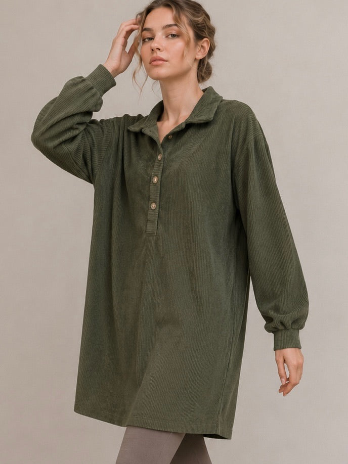 A414- Mini vestido tipo blusa de cotelé