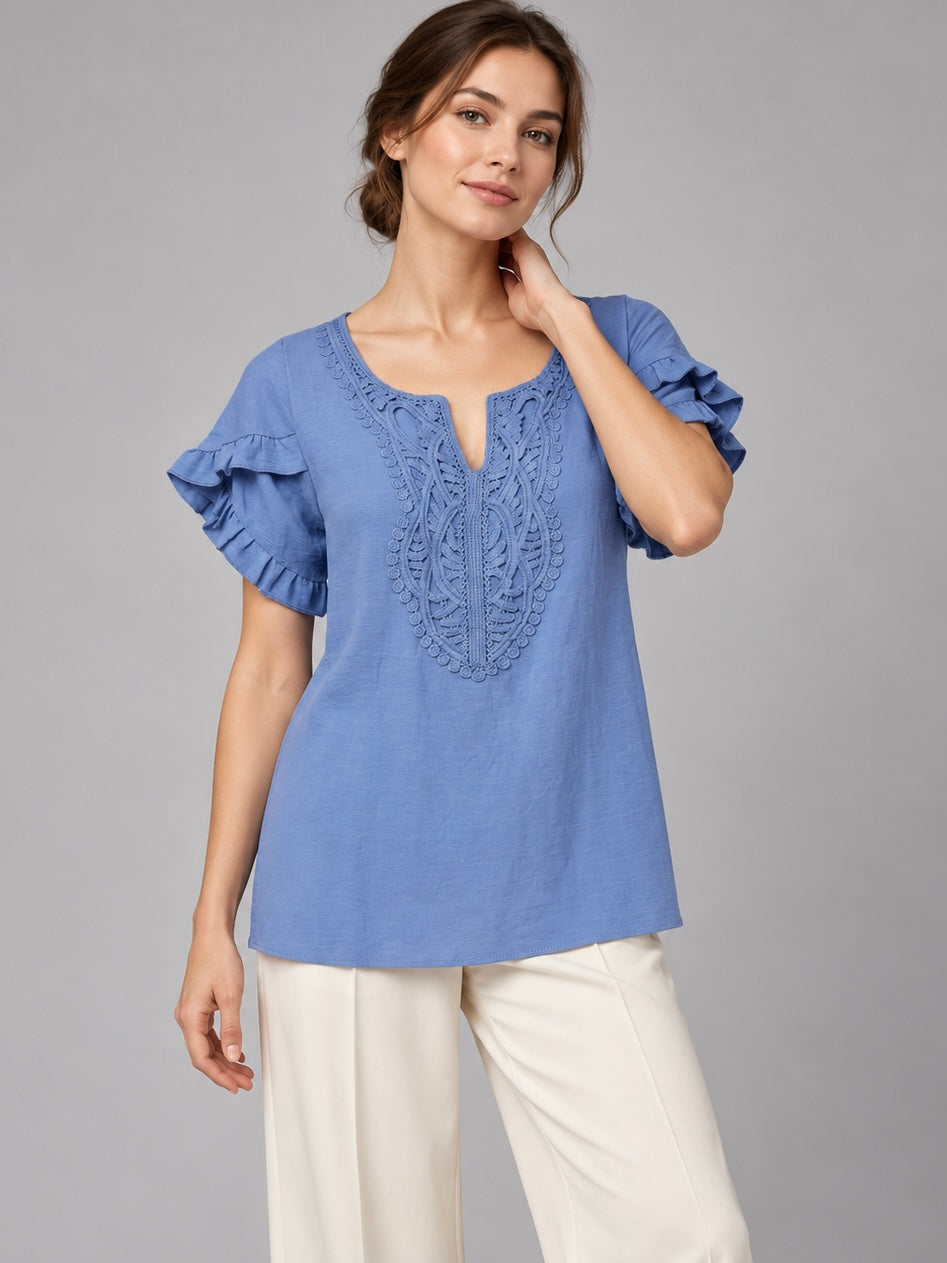 A481- Blusa con Encaje y Vuelos