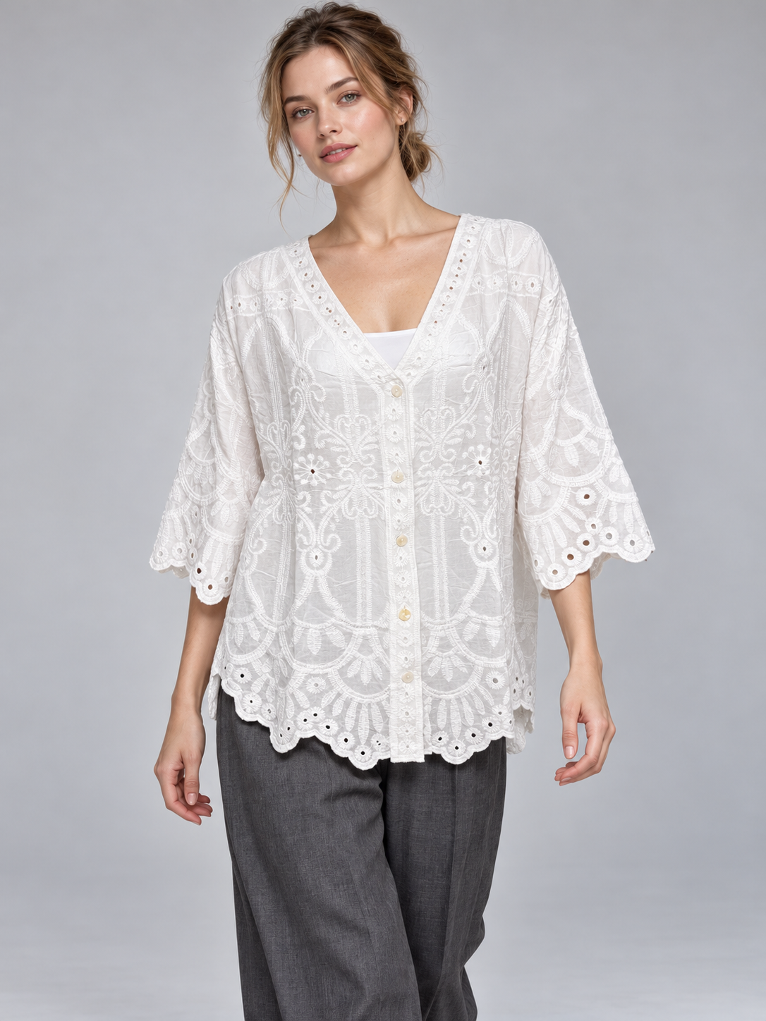 A480- Blusa Bordada con Botones