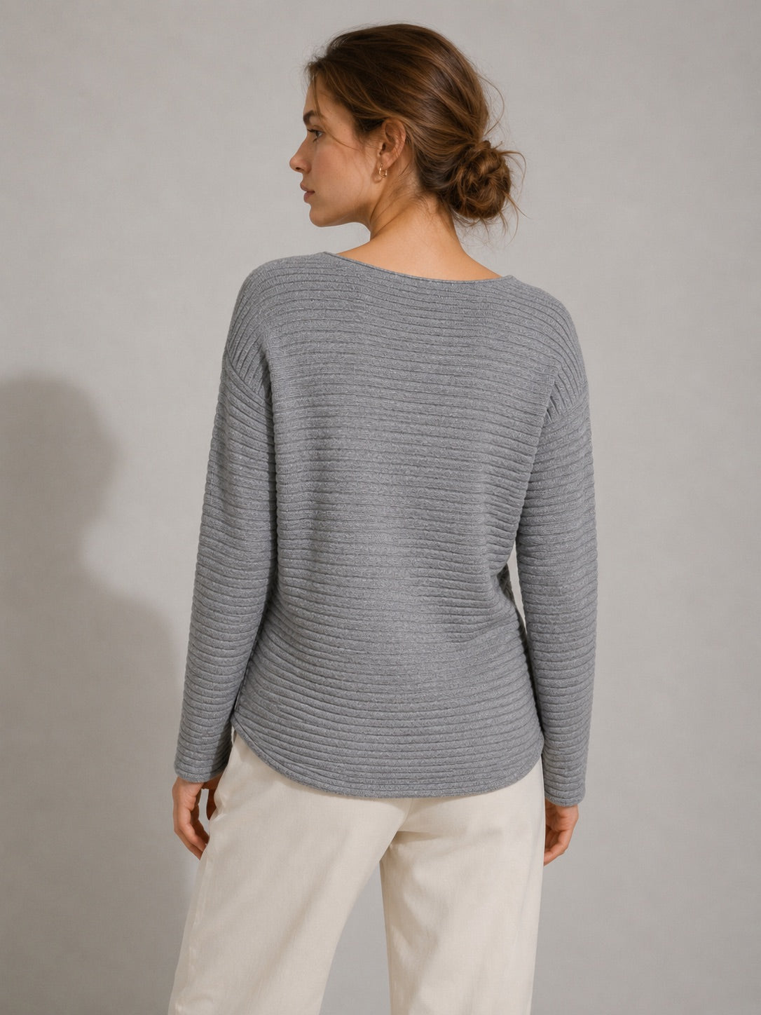 A435- Chaleco Cuello Ojal