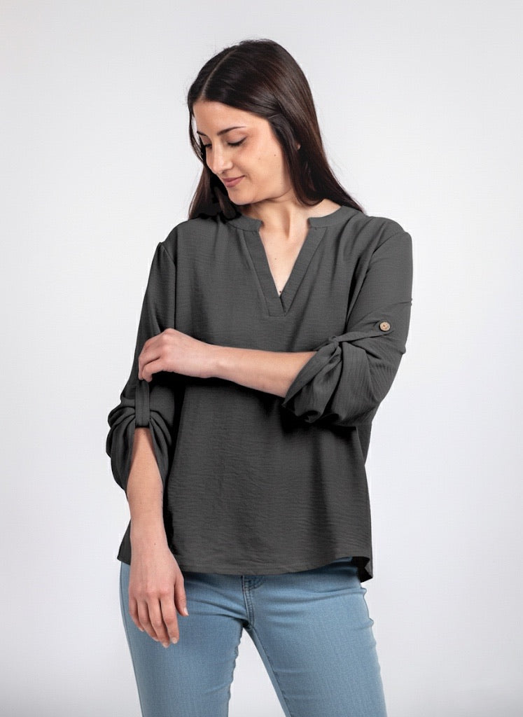 A327- Polera Manga Larga Ajustable 3/4 con Cuello Mao