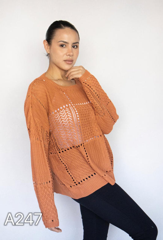 A247 - Sweater de Hilo con Cuello Redondo