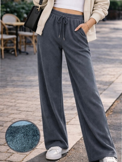 A409- Pantalón de cotele fino con piel interior