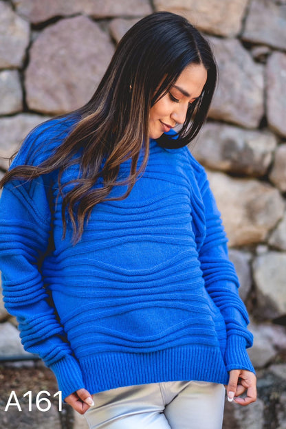 A161 - Sweater Cuello Redondo con Relieve Manga Larga