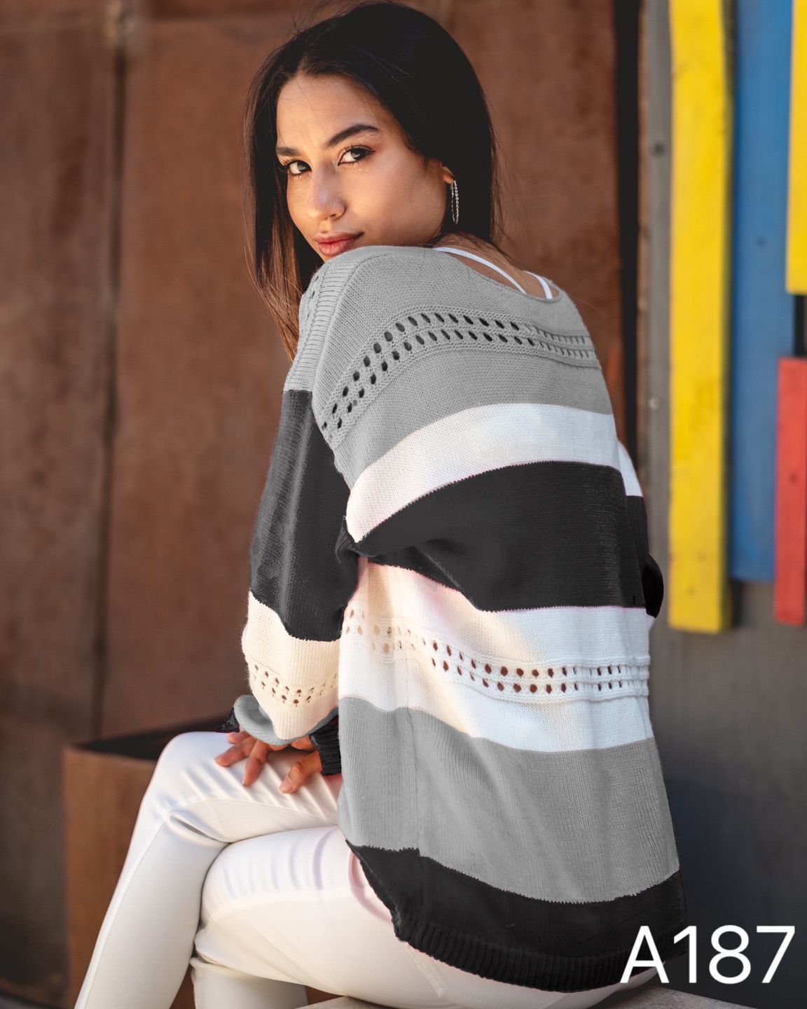 A187 - Sweater Calado Tri Color