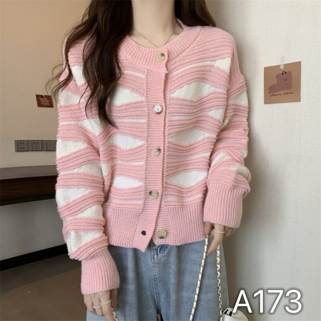 A173 - Chaleco con Botón Relieve y Dos Tonos