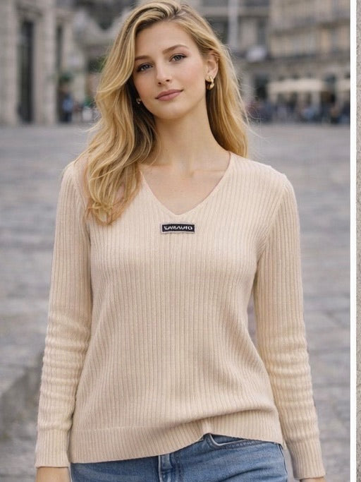 A236 -Sweater Cuello V Acanalado
