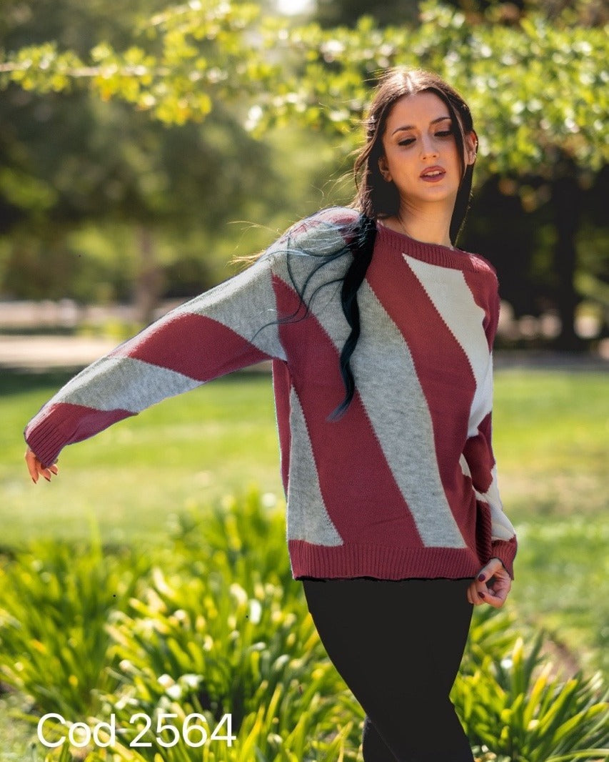 2564 - Sweater Cuello Bote de Lana