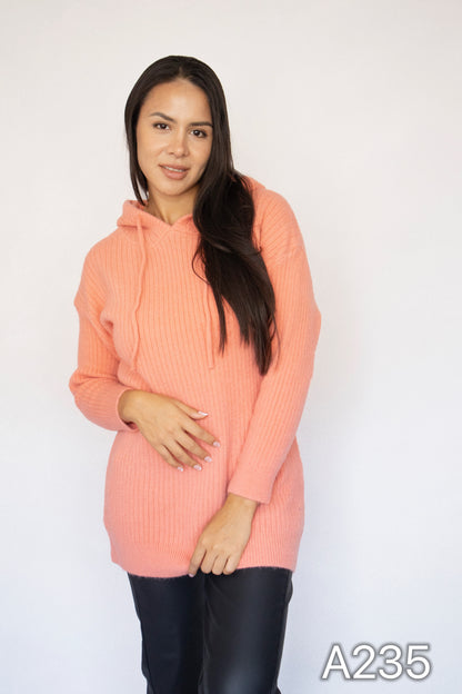 A235 - Sweater de Lana Con Gorro