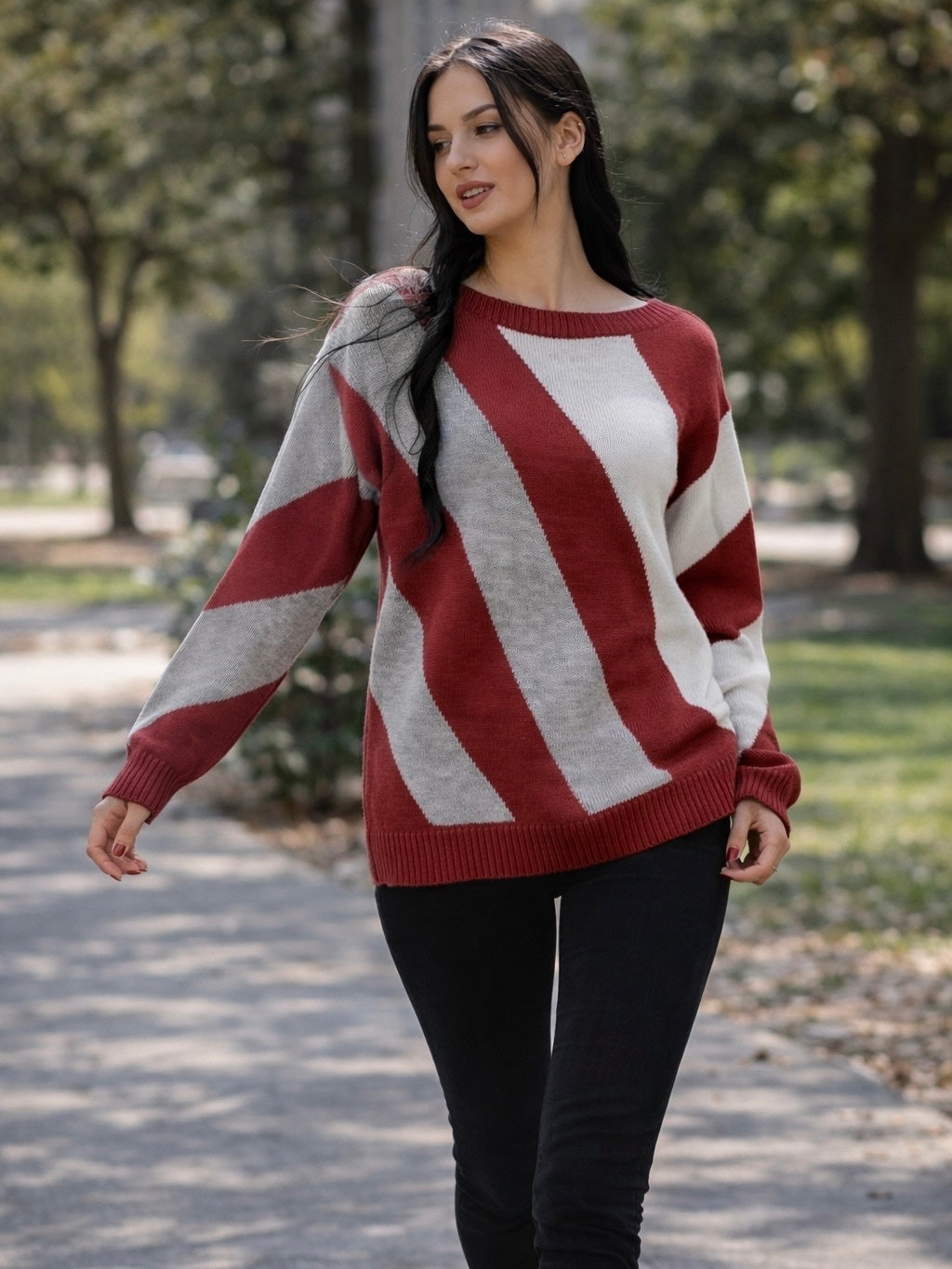 2564 - Sweater Cuello Bote de Lana