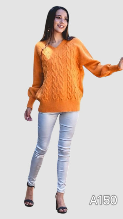 A150 - Sweater Cuello V con Diseño Trenzado