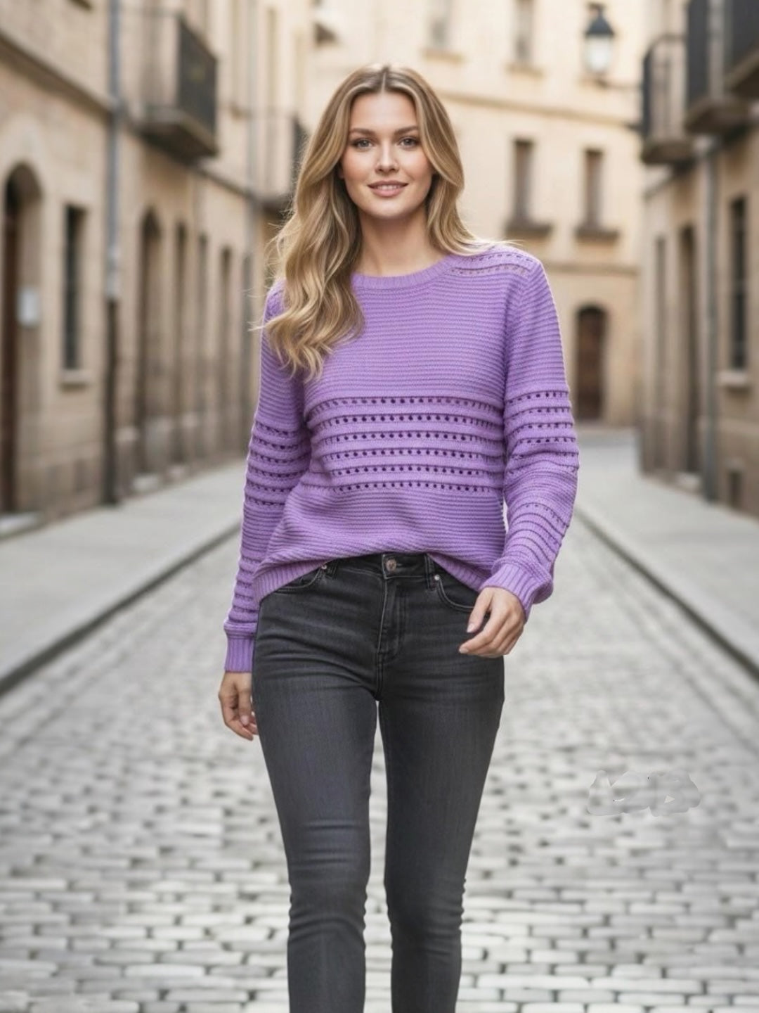 A213 - Sweater Calado Cuello Redondo