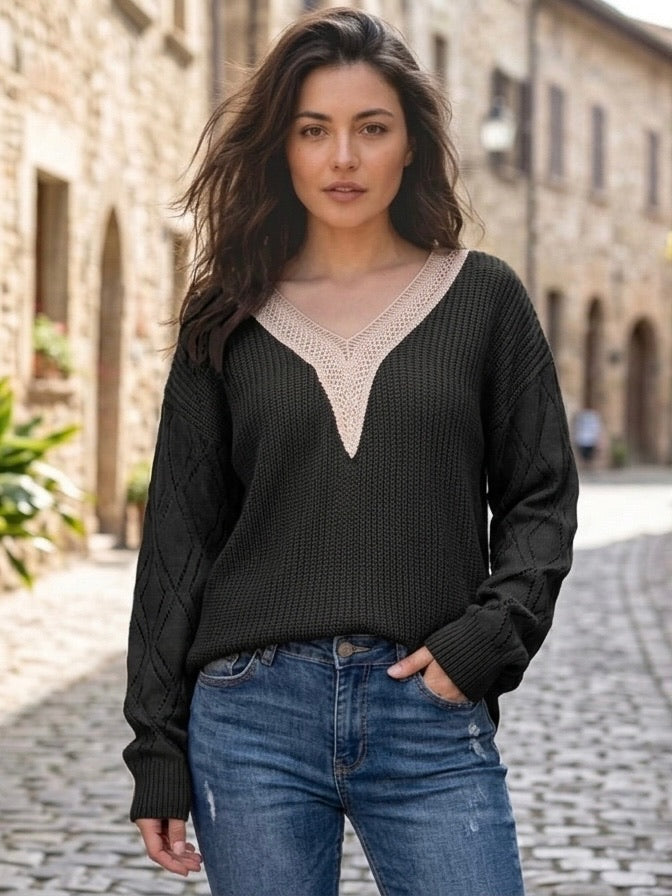 A131 - Sweater de Lana, Cuello Dorado y Mangas  Calado