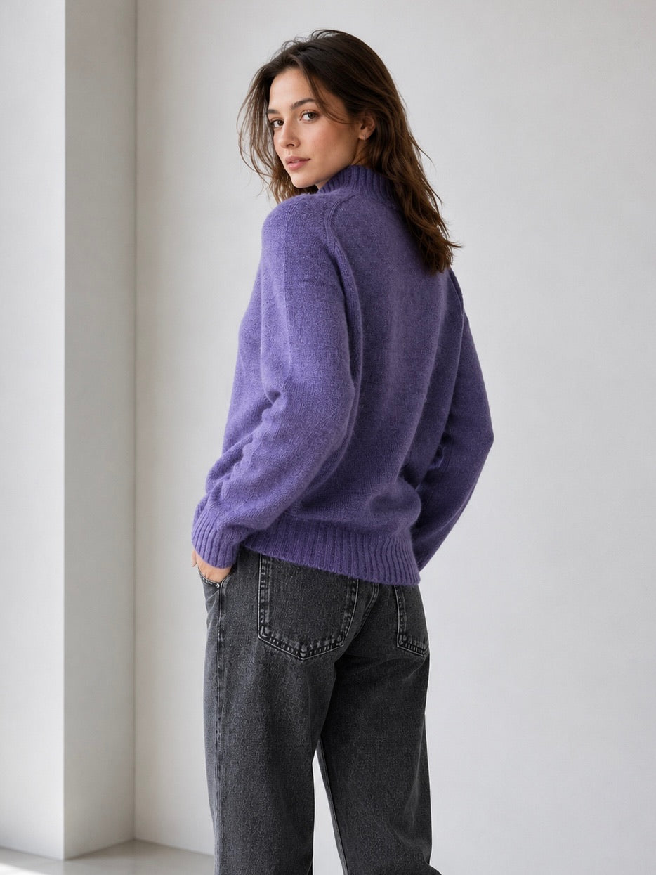 A433- Sweater