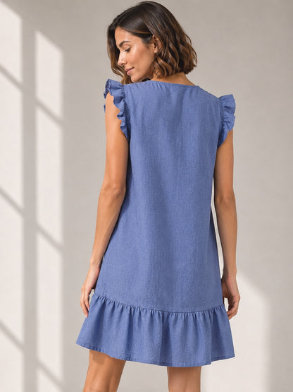 A244 - Vestido Corto con Botón y Vuelo