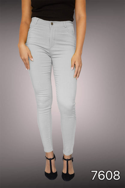 7608 - Pantalón de Gabardina de  Tiro Alto y Pitillo