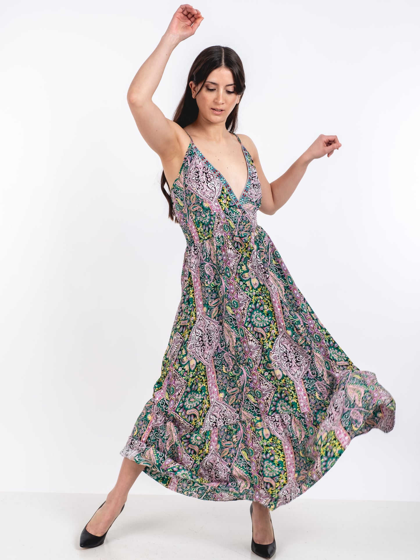 A231 - Vestido Diseño Indu Escote V