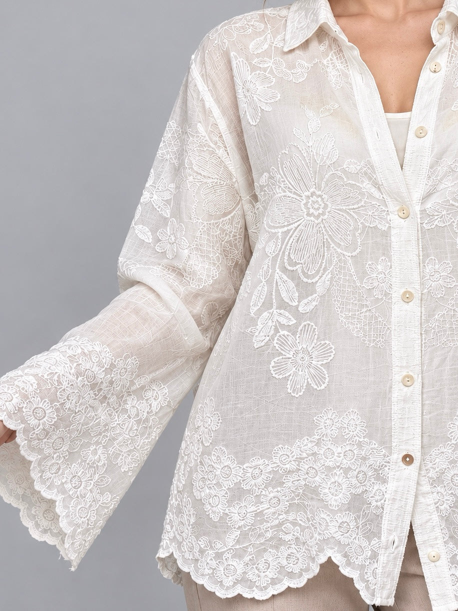 A479- Blusa con Bordado Floral