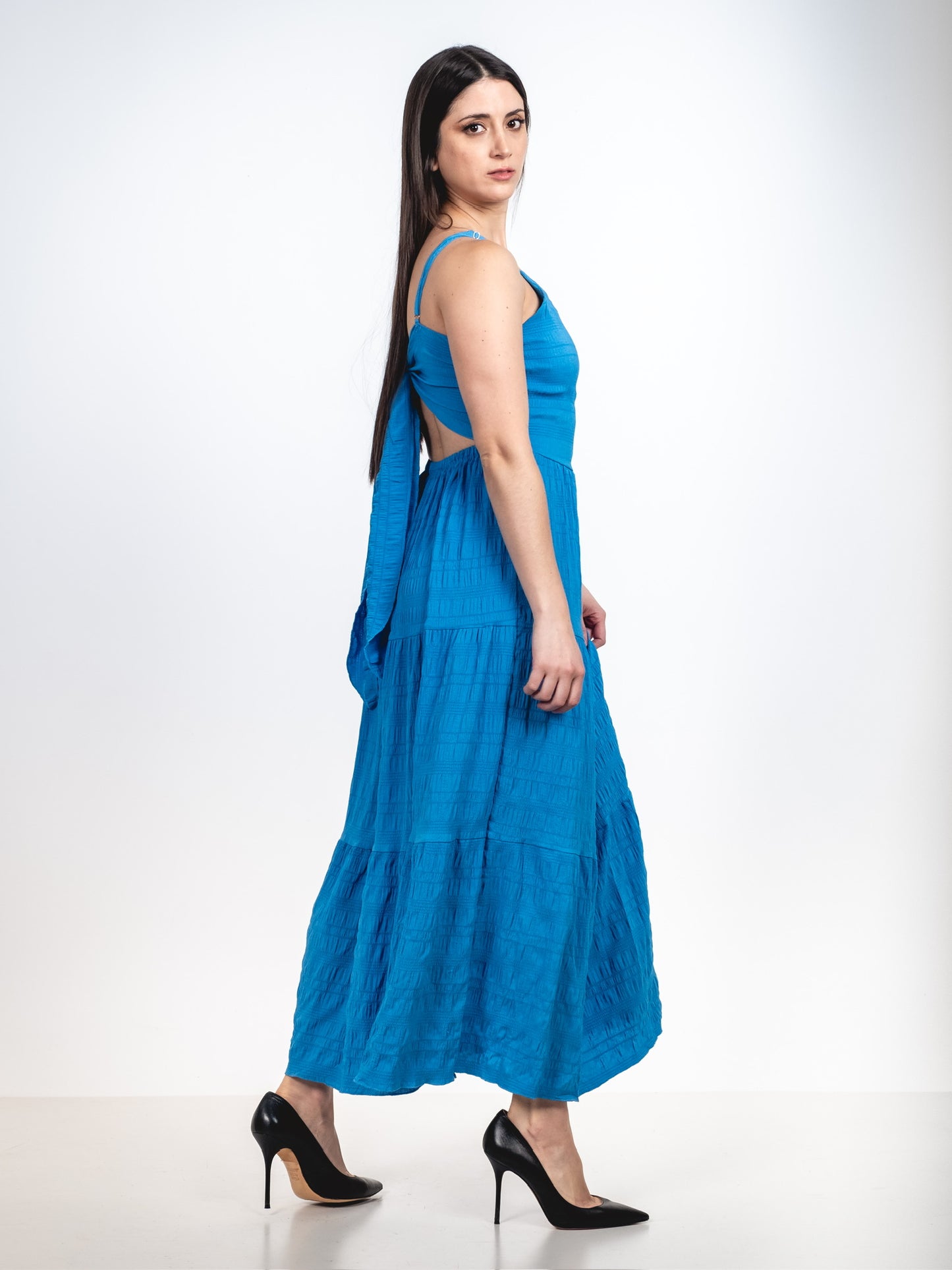 A238 - Vestido Texturizado Sin Espalda