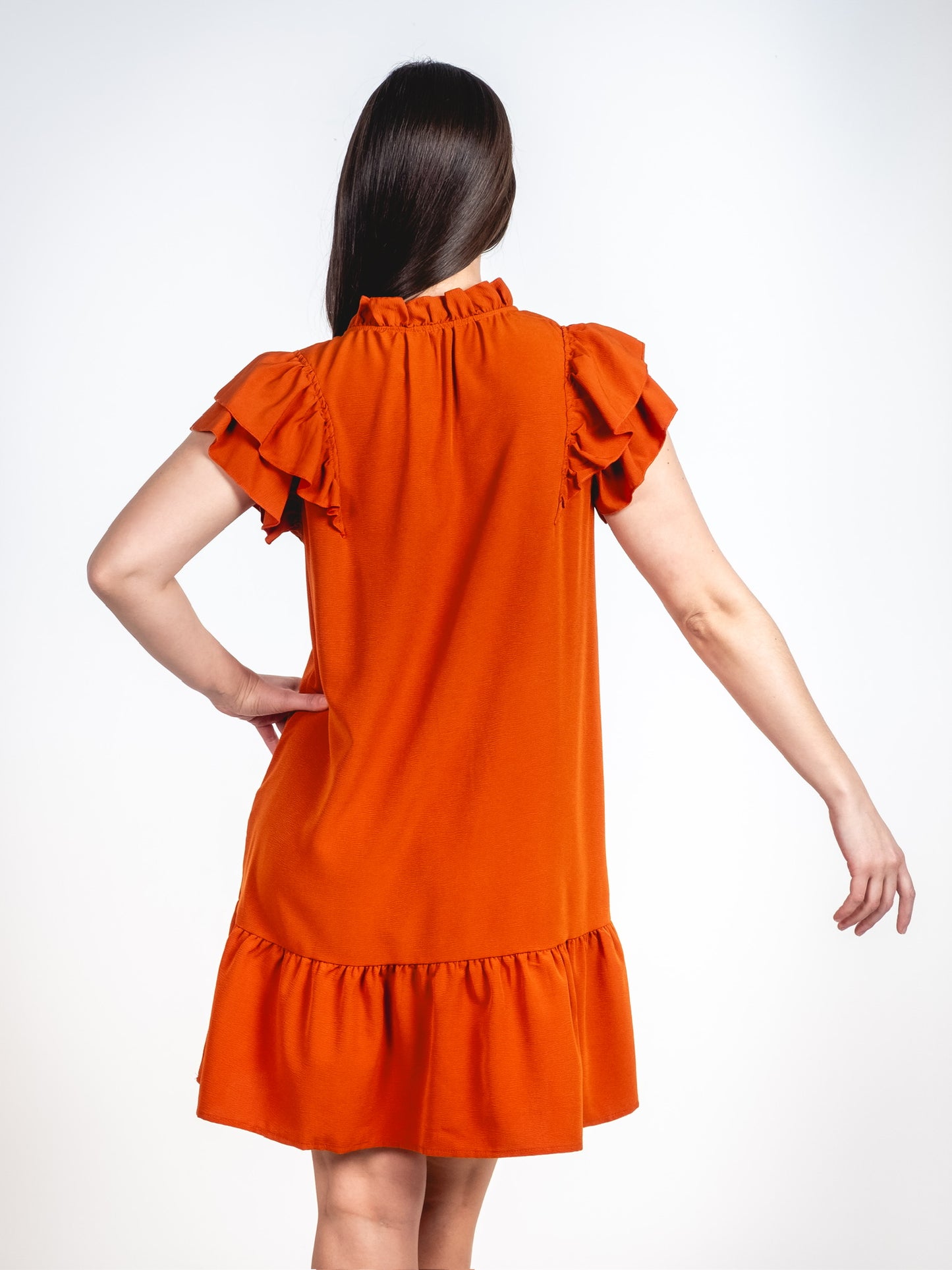 A334- Vestido corto con vuelos