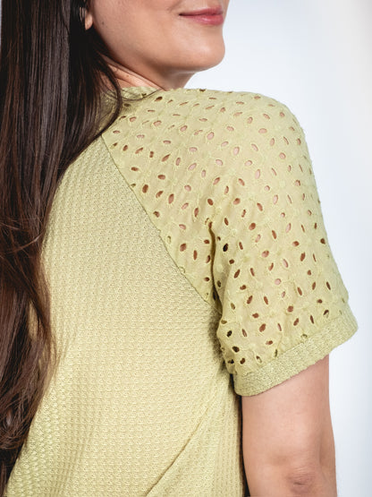 A225 - Polera Manga  Corta