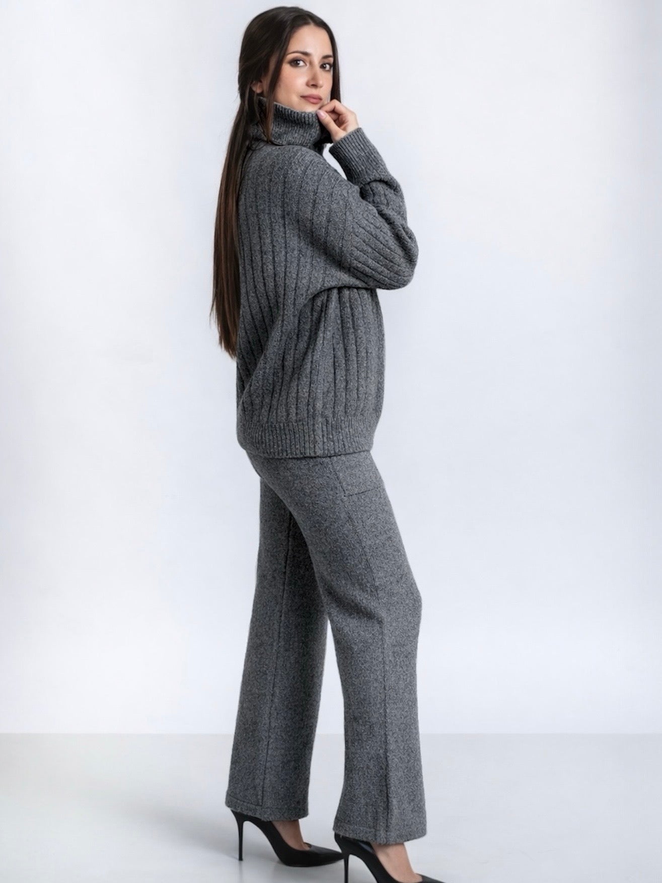 A357- Conjunto Sweater y Pantalón