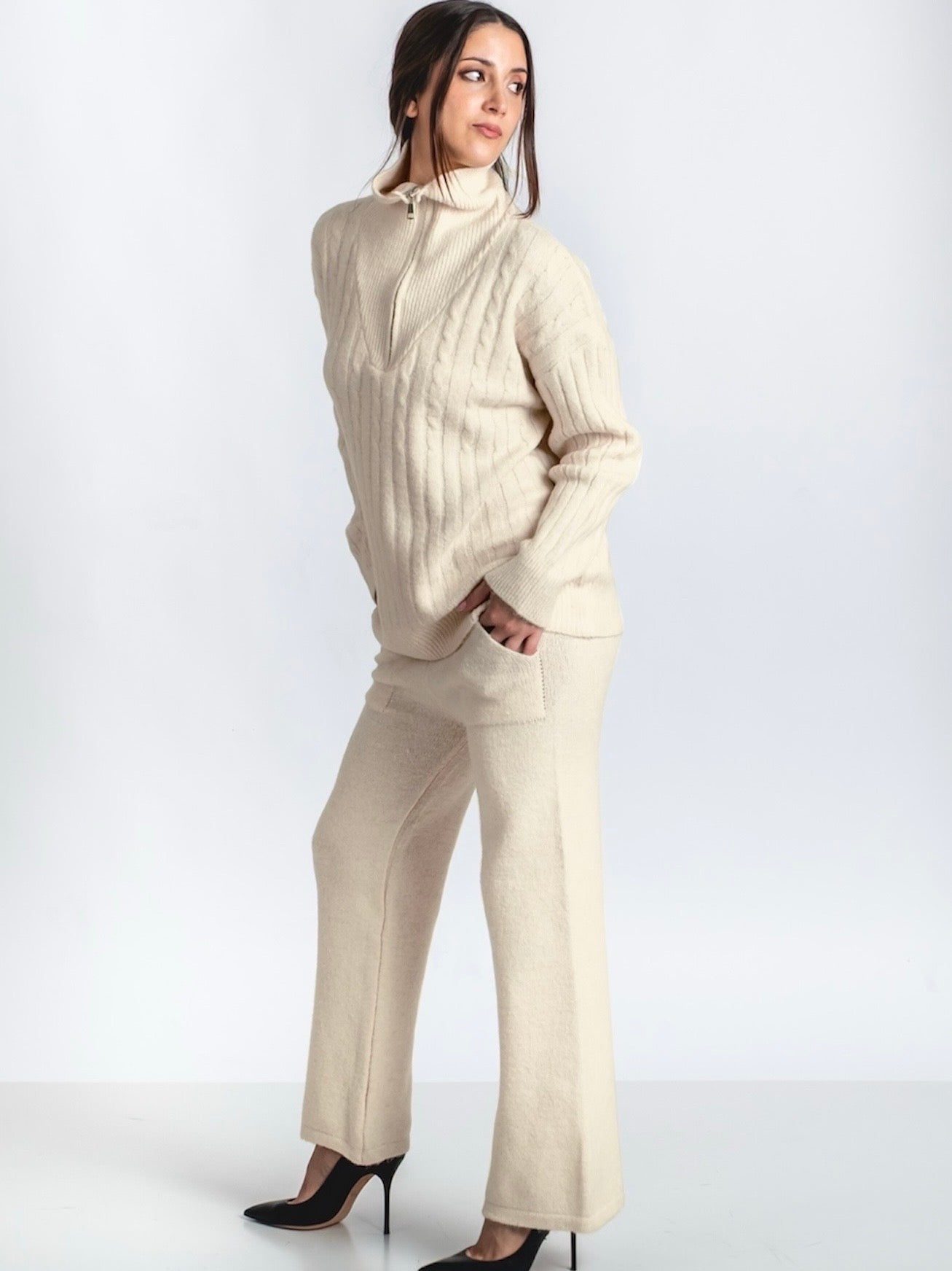 A357- Conjunto Sweater y Pantalón