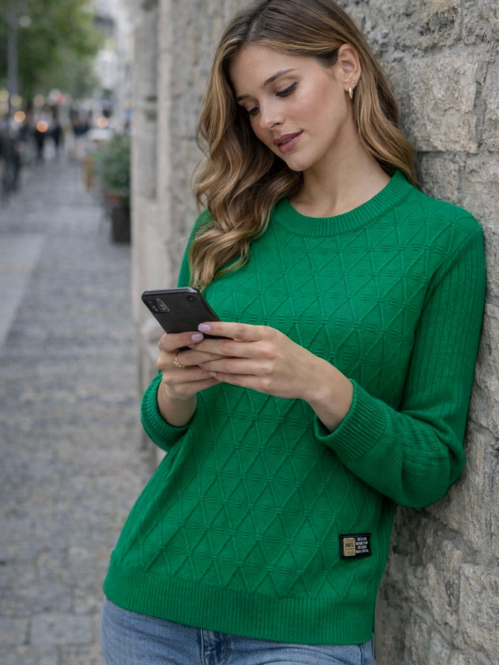 A278 - Sweater de Lana Cuello Redondo con Relieve: