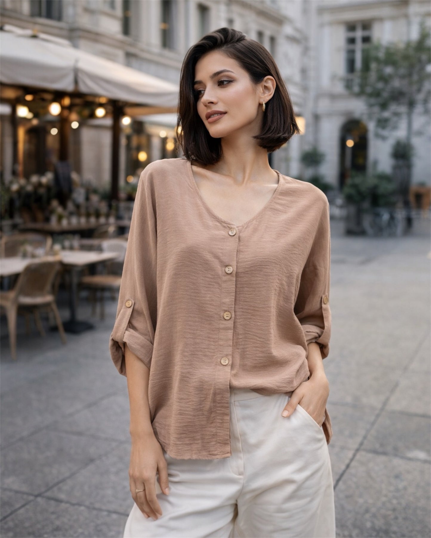 A329- Blusa de Manga Larga Ajustable a 3/4, con Cuello Redondo